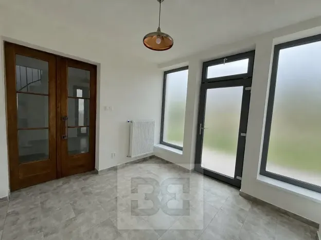 Pronájem rodinného domu, Praha - Kobylisy, Líbeznická, 170 m2