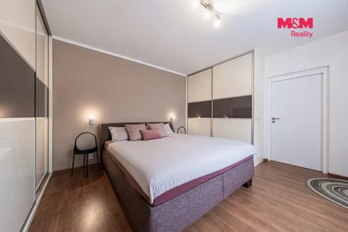 Prodej rodinného domu, Mratín, V Poustkách, 168 m2