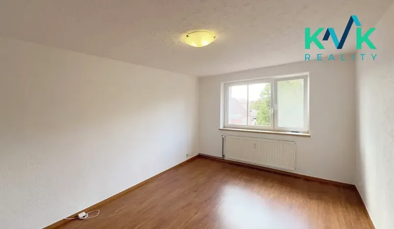 Pronájem bytu 2+1, Ostrov, Štúrova, 58 m2
