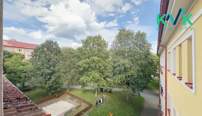 Pronájem bytu 2+1, Ostrov, Štúrova, 58 m2