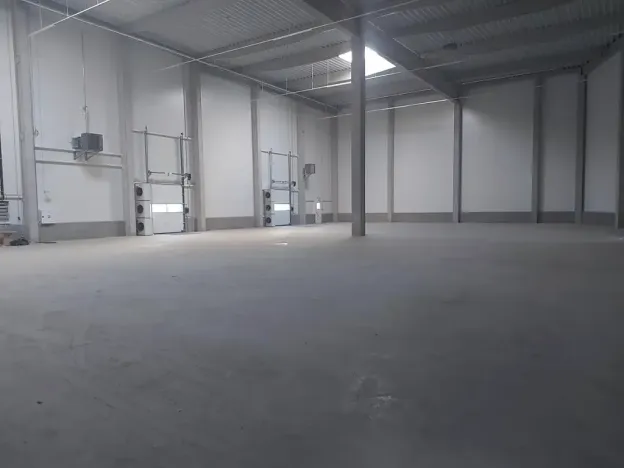 Pronájem skladu, Praha - Hostivař, U továren, 10482 m2