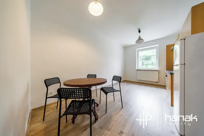 Pronájem bytu 2+1, Olomouc, Thomayerova, 58 m2