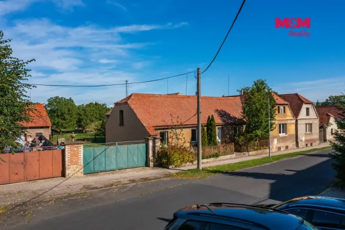 Prodej rodinného domu, Blšany u Loun, 400 m2