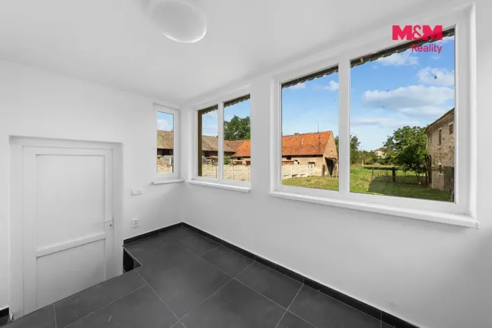 Prodej rodinného domu, Blšany u Loun, 400 m2
