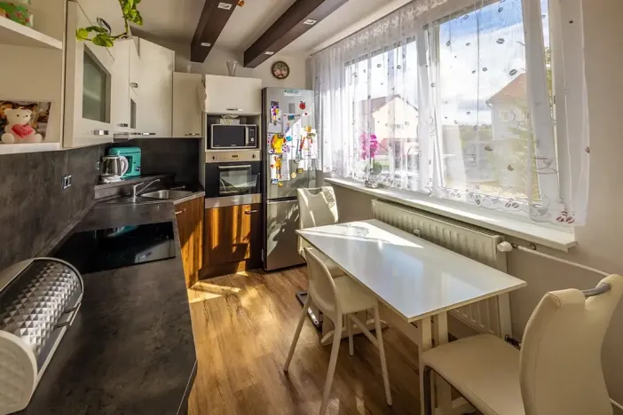 Prodej bytu 3+1, Kněžice, 78 m2