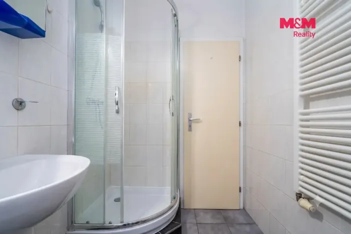 Pronájem bytu 1+kk, Pardubice - Zelené Předměstí, nábřeží Závodu míru, 32 m2