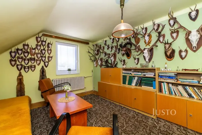 Prodej rodinného domu, Zvole, 520 m2