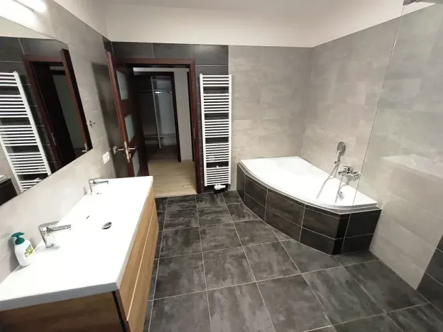 Pronájem bytu 4+kk, Babice, K Vile, 146 m2