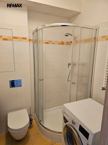 Pronájem bytu 1+kk, Praha - Vysočany, Freyova, 33 m2