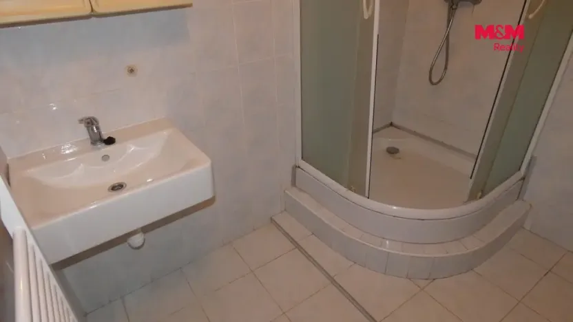 Pronájem bytu 1+kk, Louny, Komenského náměstí, 45 m2