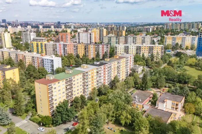 Prodej bytu 3+1, Praha - Kamýk, Zárubova, 80 m2