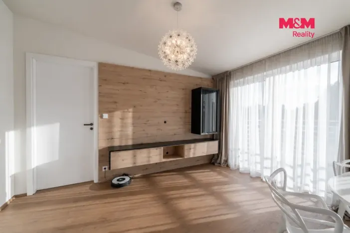 Prodej rodinného domu, Ořech, Karlštejnská, 112 m2