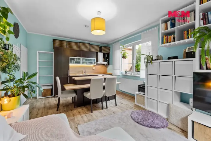 Prodej bytu 2+kk, Holubice - Kozinec, Platanová, 51 m2