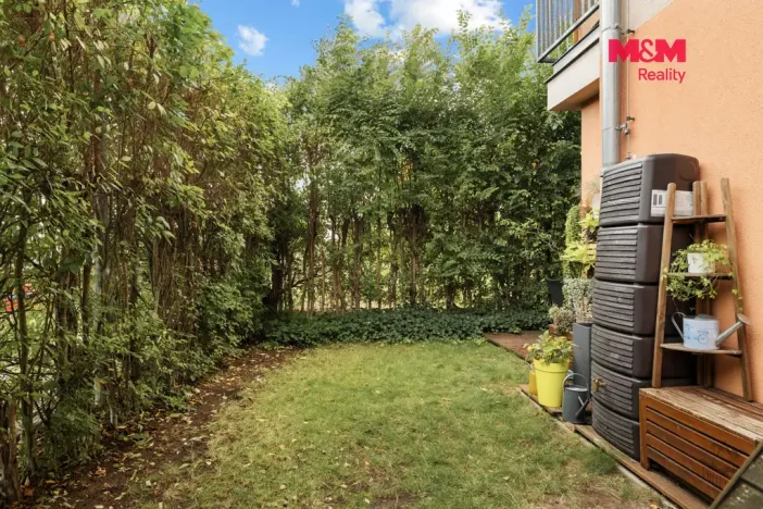 Prodej bytu 2+kk, Holubice - Kozinec, Platanová, 51 m2