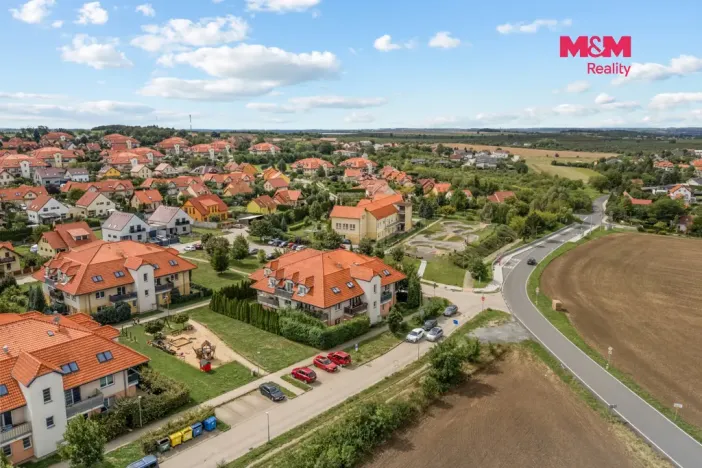 Prodej bytu 2+kk, Holubice - Kozinec, Platanová, 51 m2