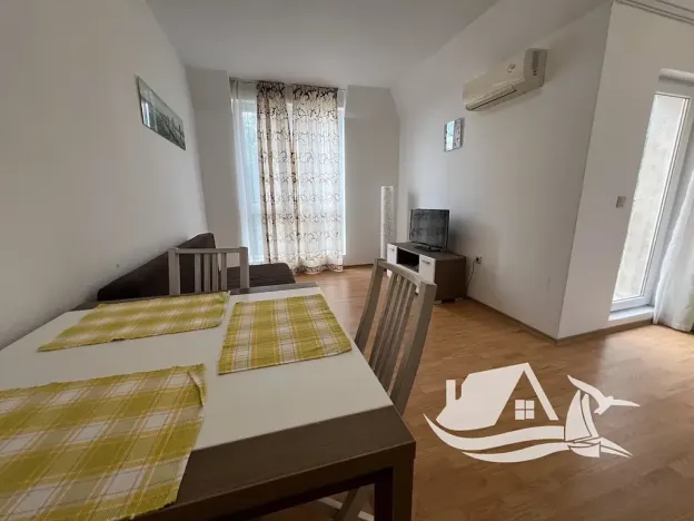 Prodej bytu 2+kk, Nesebar, Bulharsko, 39 m2