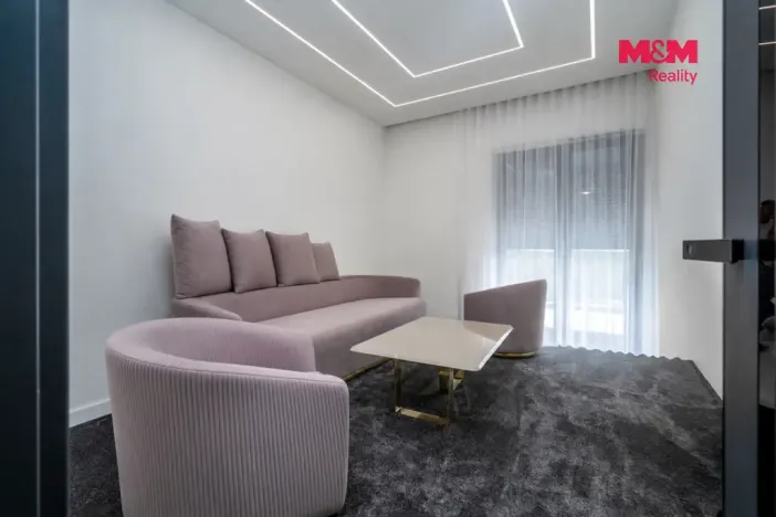Prodej rodinného domu, Jirny, Modřínová, 400 m2