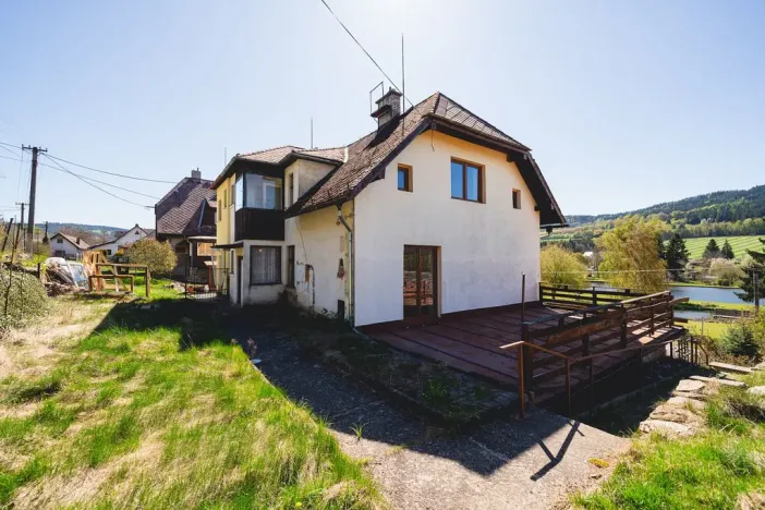Prodej rodinného domu, Dešenice, 178 m2