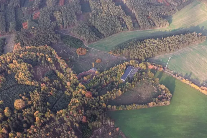 Prodej komerční, Pernarec, 2000 m2