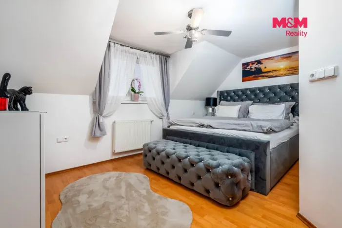 Prodej rodinného domu, Horní Třešňovec, 847 m2