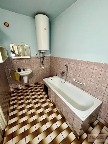 Prodej bytu 2+1, Broumov, Větrná, 80 m2