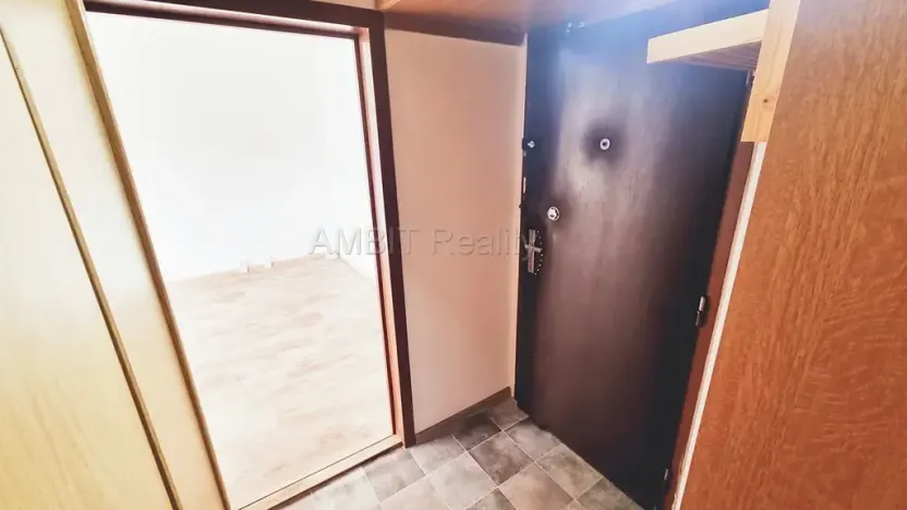 Pronájem bytu 1+kk, Praha - Hostivař, Vajdova, 29 m2