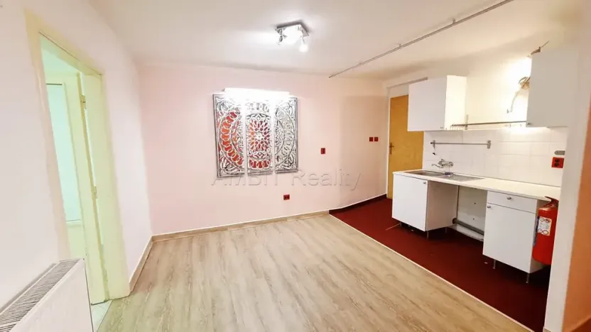 Pronájem kanceláře, Praha - Řepy, Žalanského, 60 m2