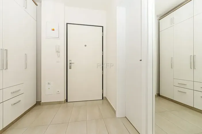 Pronájem bytu 1+kk, Praha - Vysočany, Strnadových, 33 m2