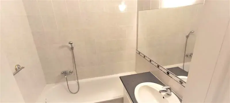 Pronájem bytu 3+1, Hradec Králové, Pod Strání, 80 m2