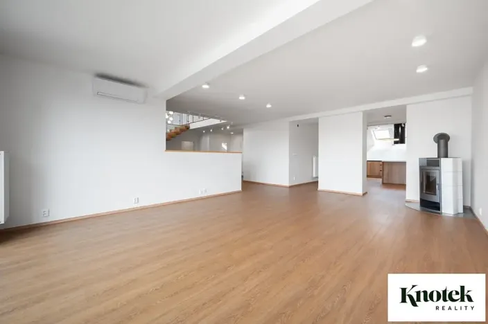 Pronájem bytu 6+kk a větší, Brno, Štefánikova, 400 m2