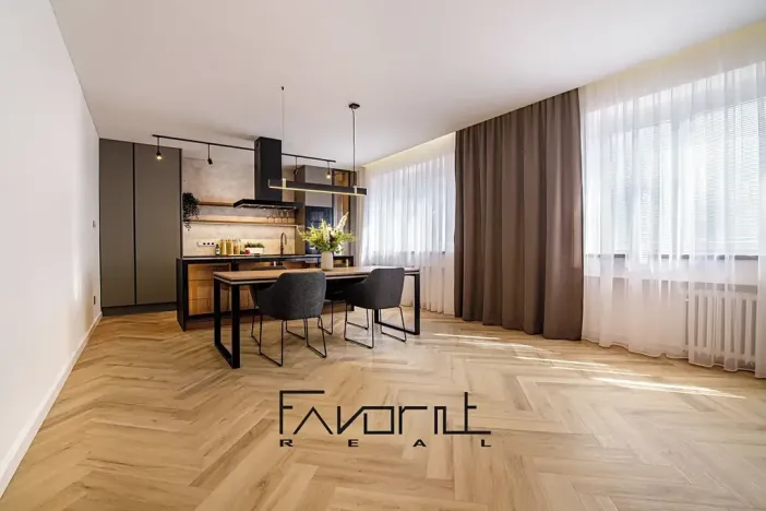 Prodej bytu 4+1, Ostrava, 28. října, 105 m2