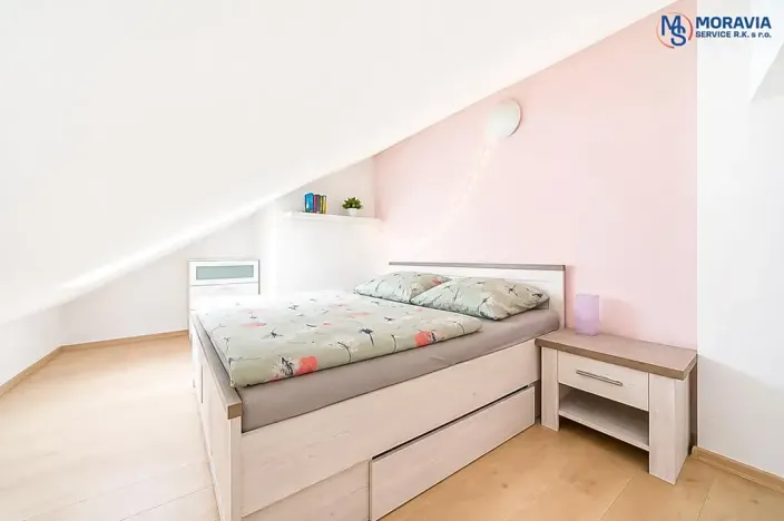 Prodej bytu 3+kk, Šternberk, Farní, 70 m2