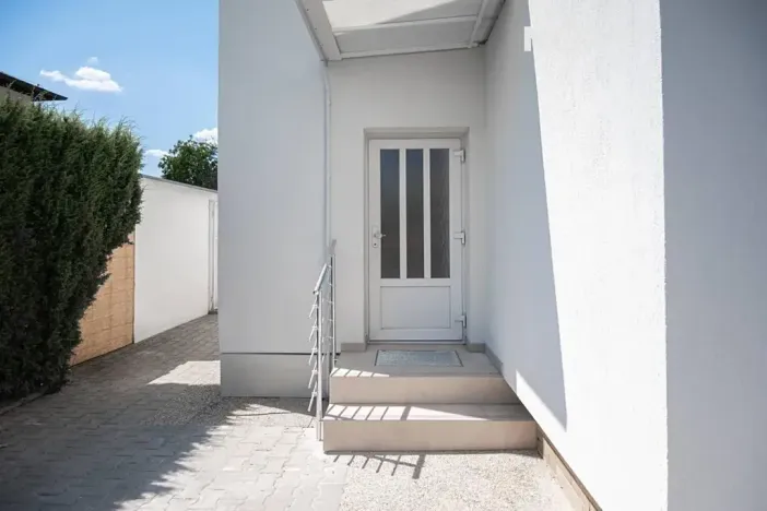 Prodej bytu 1+kk, Praha - Kyje, Vajgarská, 20 m2