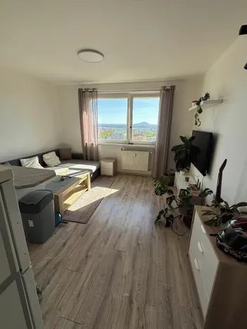 Prodej podílu bytu 1+1, Česká Lípa, Komenského, 45 m2