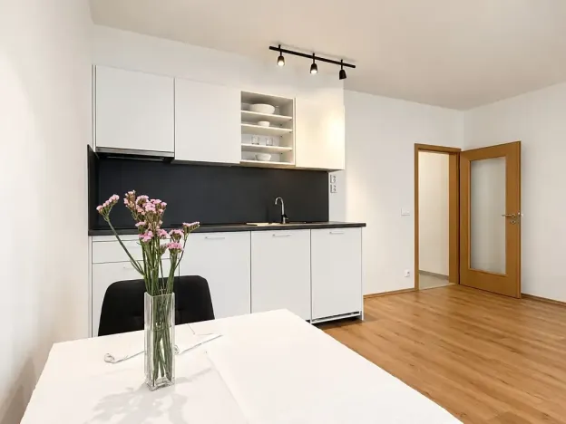 Pronájem bytu 1+kk, Liberec, Dukelská, 37 m2