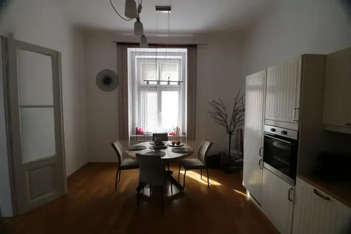 Pronájem bytu 3+1, Nový Bydžov, Třída B. Smetany, 97 m2
