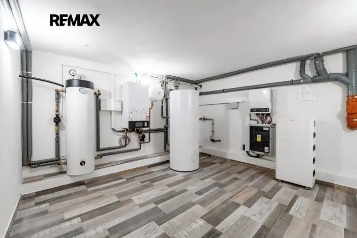 Prodej rodinného domu, Sluhy, 329 m2