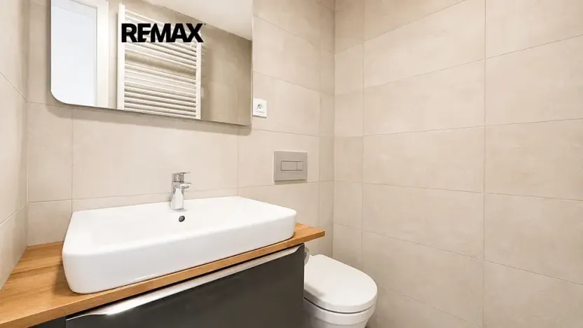 Pronájem bytu 2+kk, Praha - Hloubětín, Kbelská, 54 m2