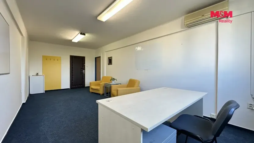 Pronájem kanceláře, Mladá Boleslav - Mladá Boleslav III, třída T. G. Masaryka, 50 m2