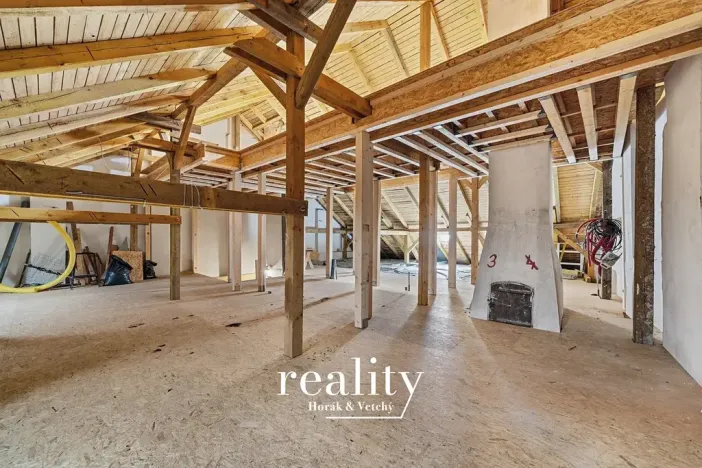 Prodej půdního prostoru, Jihlava, Husova, 160 m2