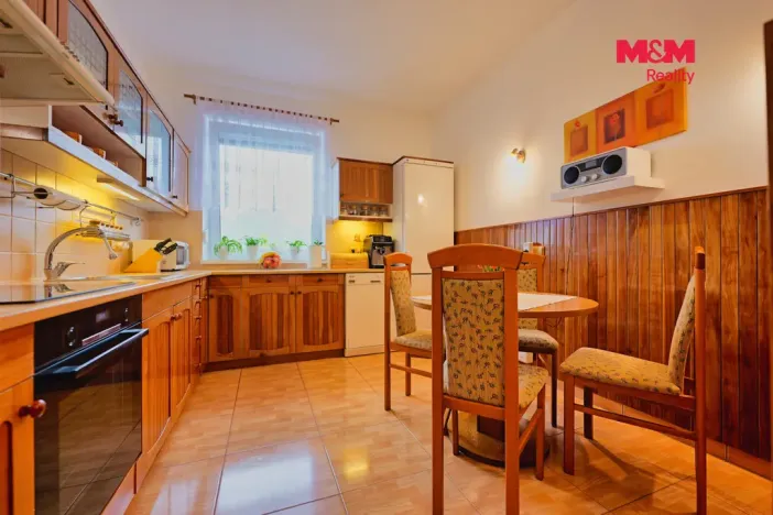 Prodej bytu 3+1, Senice na Hané, Vodní, 79 m2