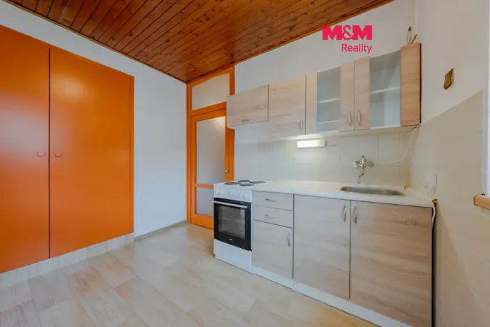 Prodej bytu 3+1, Vsetín, Lázky, 86 m2