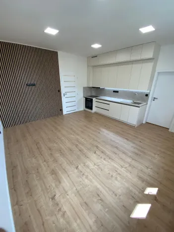 Prodej bytu 3+1, Zlín, Tyršova, 76 m2