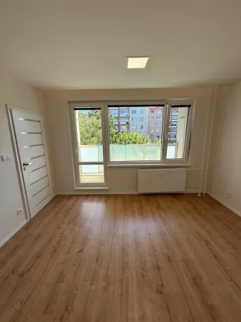 Prodej bytu 3+1, Zlín, Podlesí II, 70 m2