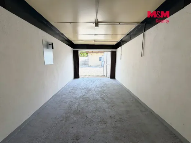 Pronájem garáže, Ostrava, Bartošova, 18 m2
