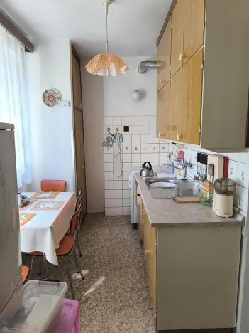 Pronájem bytu 3+1, Hradec Králové, Sládkova, 63 m2
