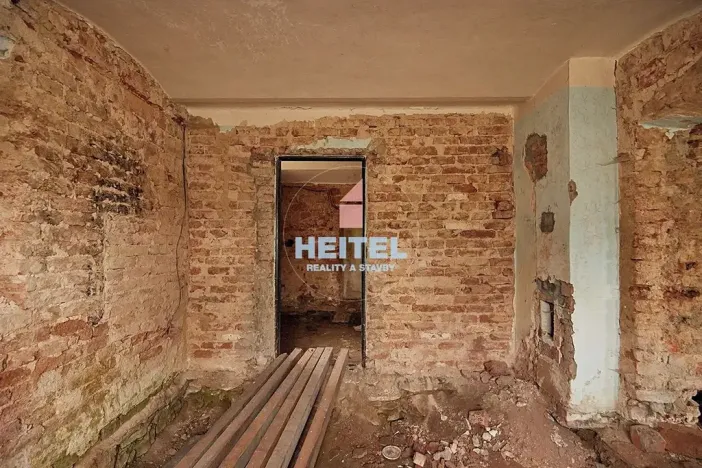 Prodej vícegeneračního domu, Hanušovice, 300 m2