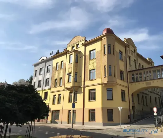 Pronájem bytu 2+kk, Náchod, Komenského, 61 m2