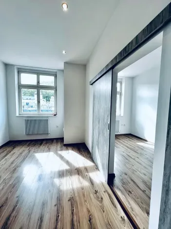 Prodej bytu 2+1, Karlovy Vary, Jaltská, 51 m2
