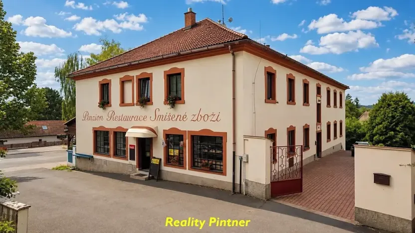Prodej vícegeneračního domu, Slapy, 604 m2